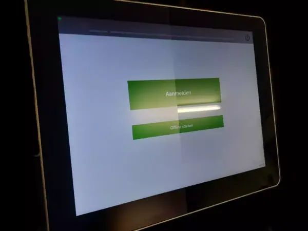 Antibacteriële screenprotector voor elk beeldscherm. Antireflex screenprotector. Ontspiegel beeldscherm van apparaat.