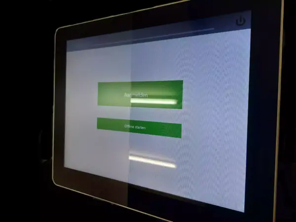 Antibacteriële screenprotector voor elk beeldscherm. Antireflex screenprotector. Ontspiegel beeldscherm van apparaat.